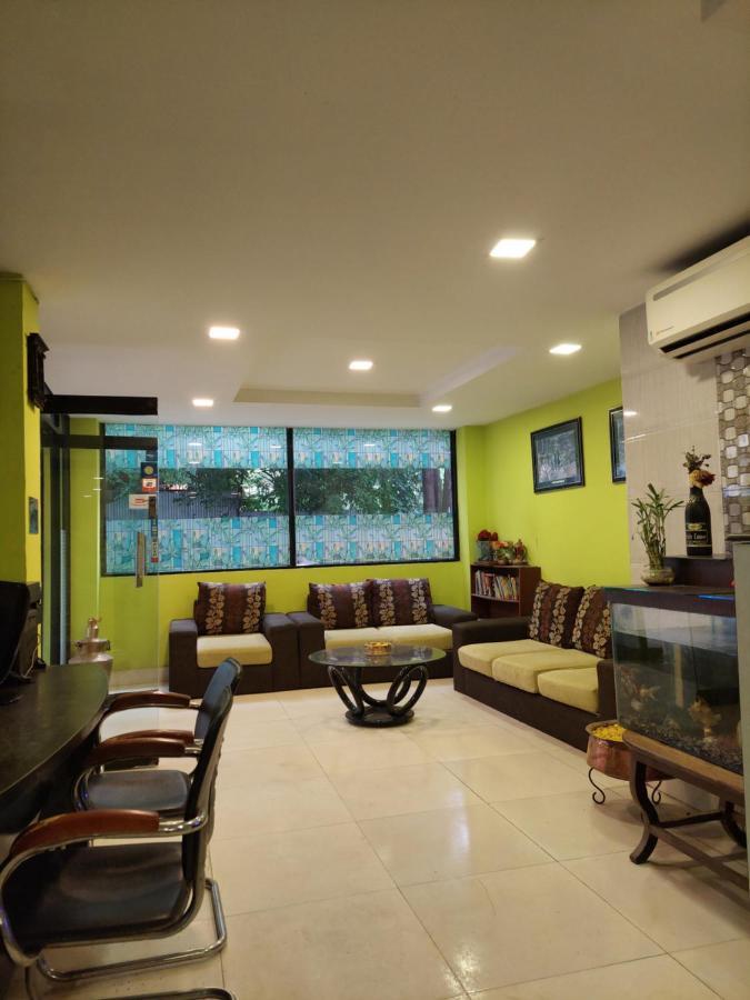 New Hotel Panda Katmandú Exterior foto