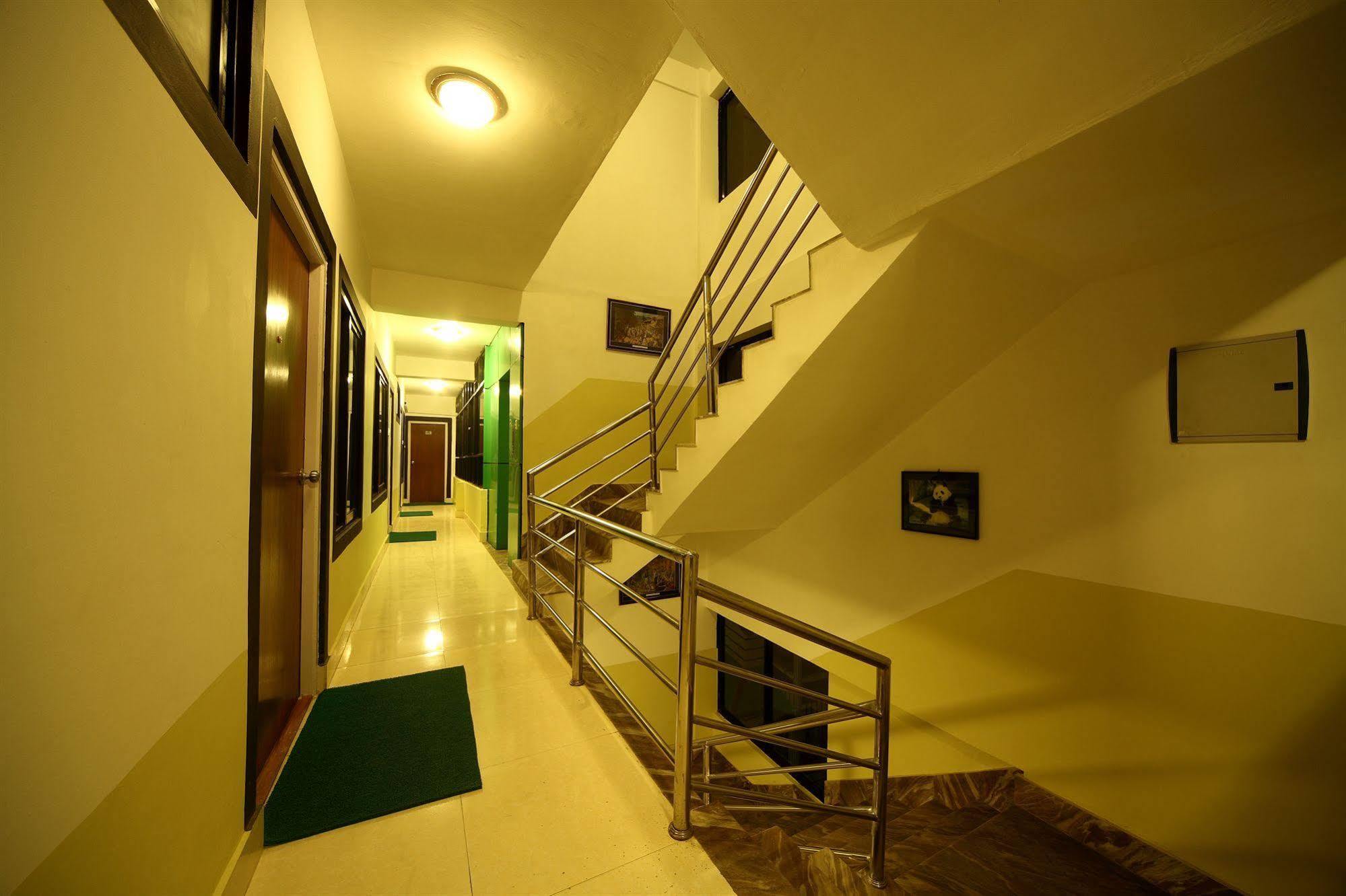 New Hotel Panda Katmandú Exterior foto
